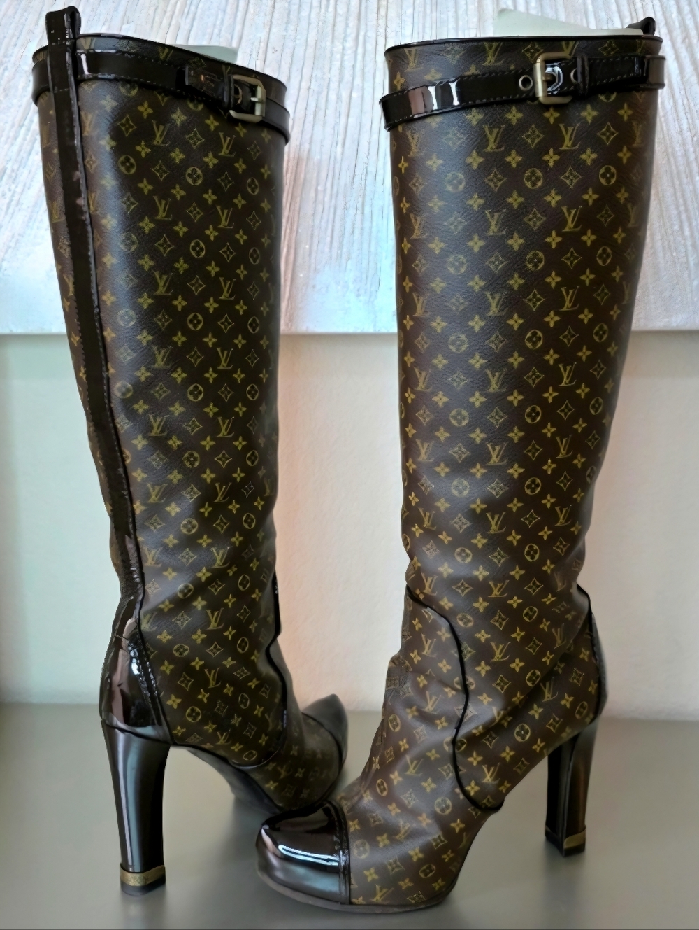 Louis Vuitton Monogram Canvas Patent Leather Knee-high Boots - EU 38.5 / US 8 - Picture 4 of 16